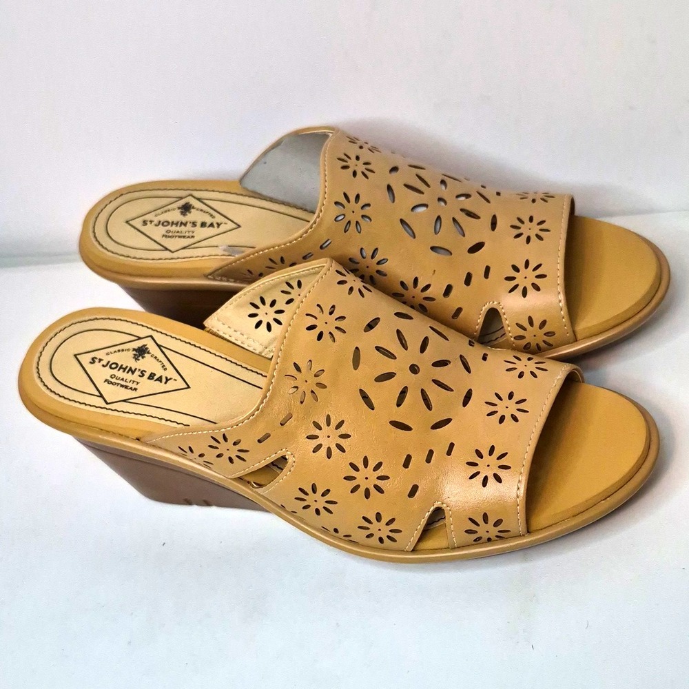 St. John's Bay Women's Beige Brown Cut-Out Slide Wedge Sandals Slip On 8.5M